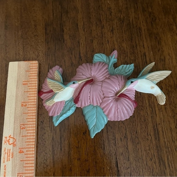 Vintage Burwood Plastic USA Made Hummingbird Set of Two Hanging Wall Decor - Picture 4 of 13